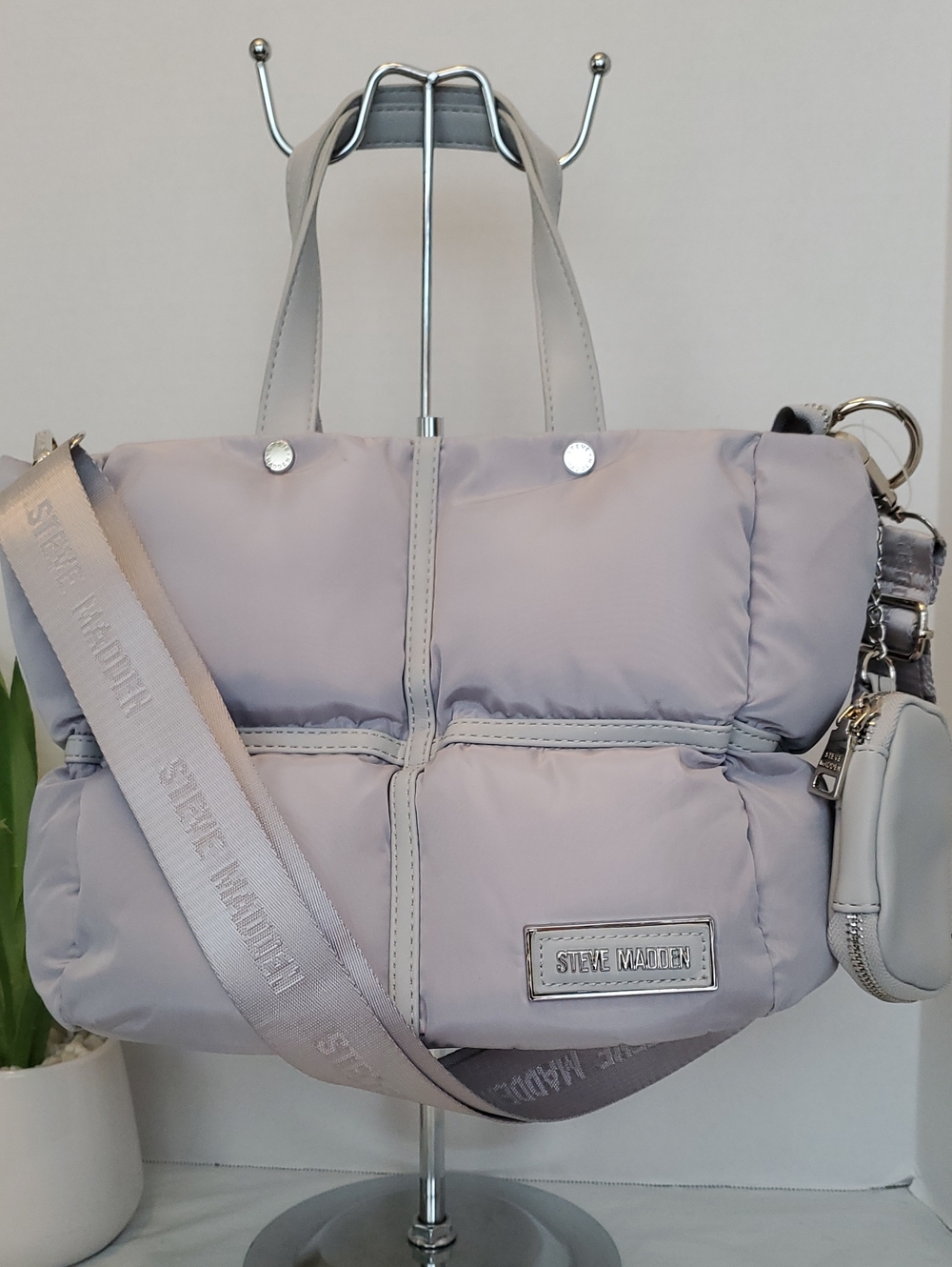 Steve Madden Quilted Puffer Shoulder Tote in Light Gray